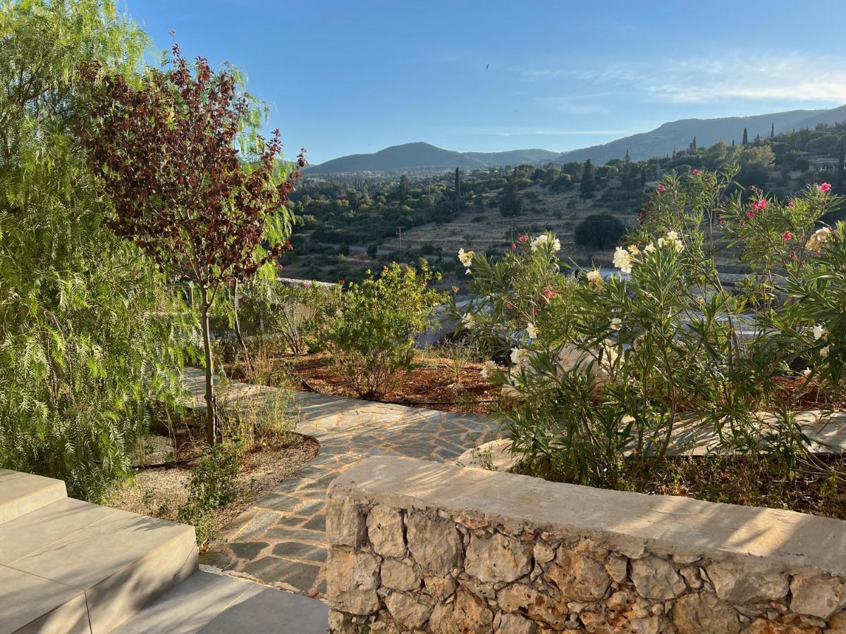 Luxurious Villa At A Unique Spot Agios Nikolaos  Exterior photo