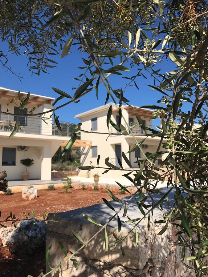 Luxurious Villa At A Unique Spot Agios Nikolaos  Exterior photo