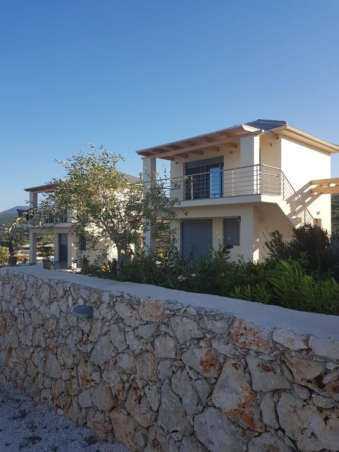 Luxurious Villa At A Unique Spot Agios Nikolaos  Exterior photo